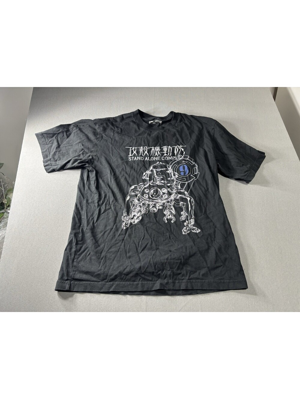 Uniqlo UT Ghost In The Shell T-Shirt Black Graphic Tee Size Medium